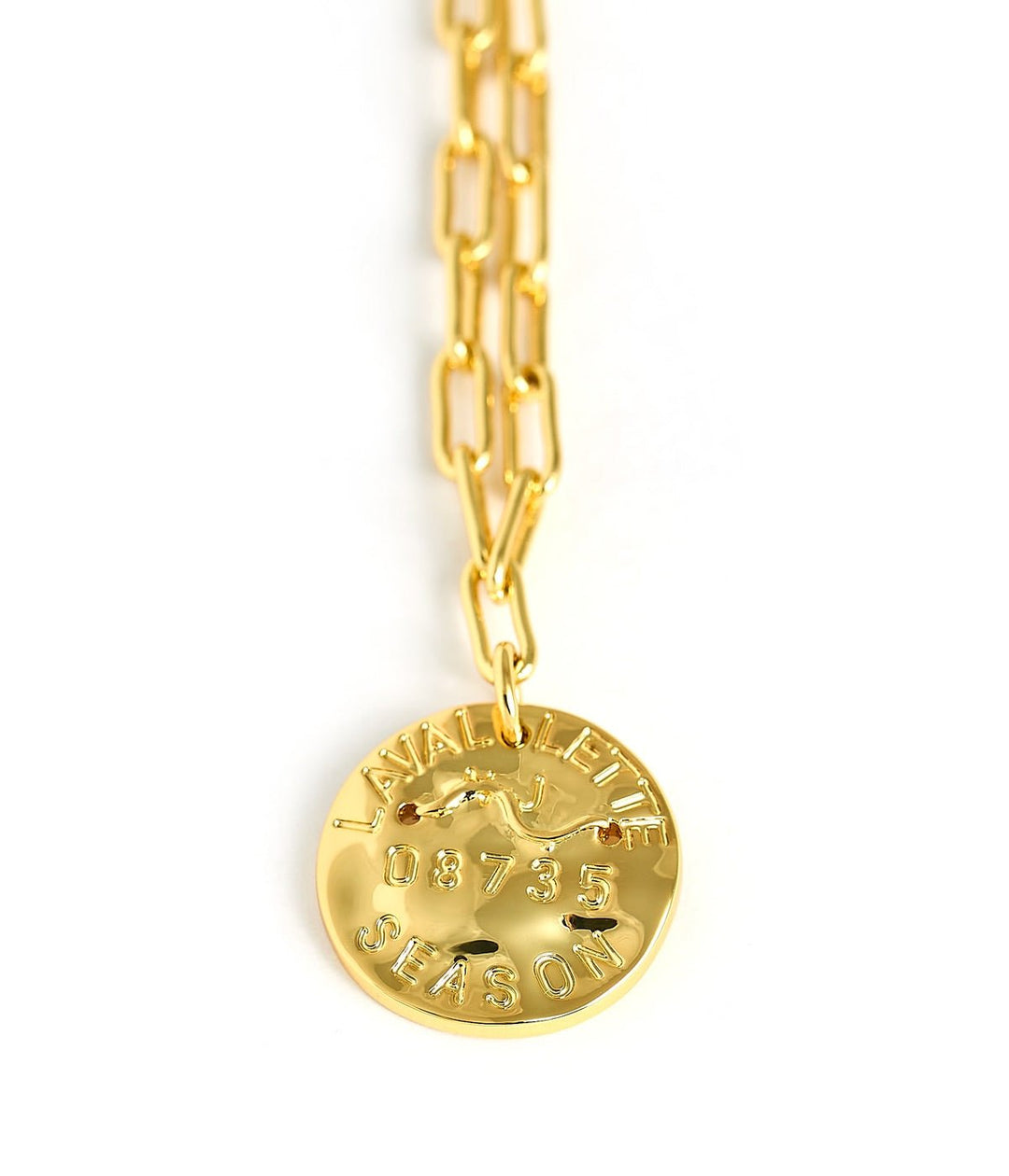 Mini Beach Tag Charm Necklace – 18k Gold Plated