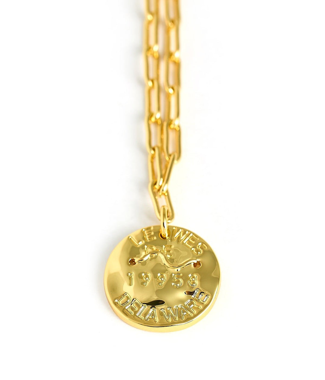 Mini Beach Tag Charm Necklace – 18k Gold Plated