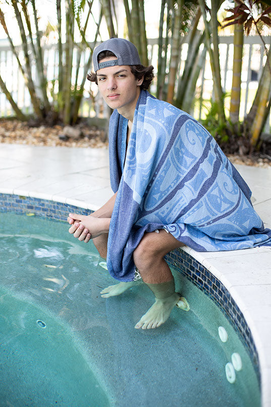 Manta Ray Bleue - Turkish Towel by Sun Drunk