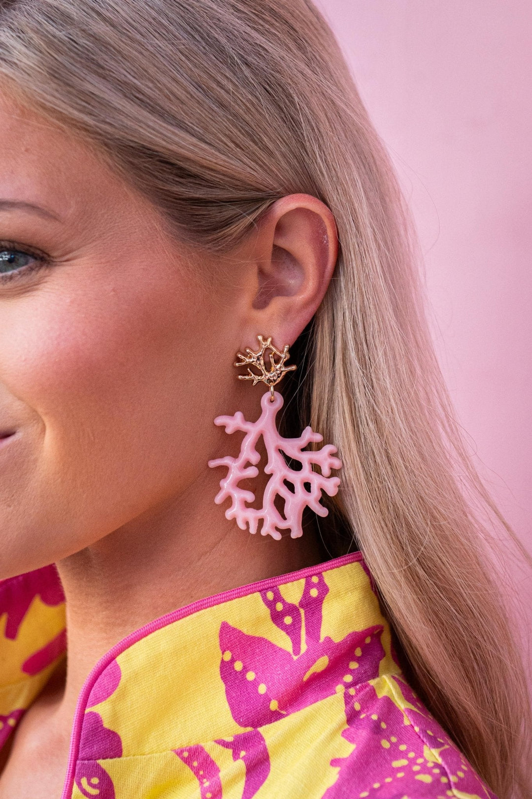 Tula - Coral Acrylic Earring
