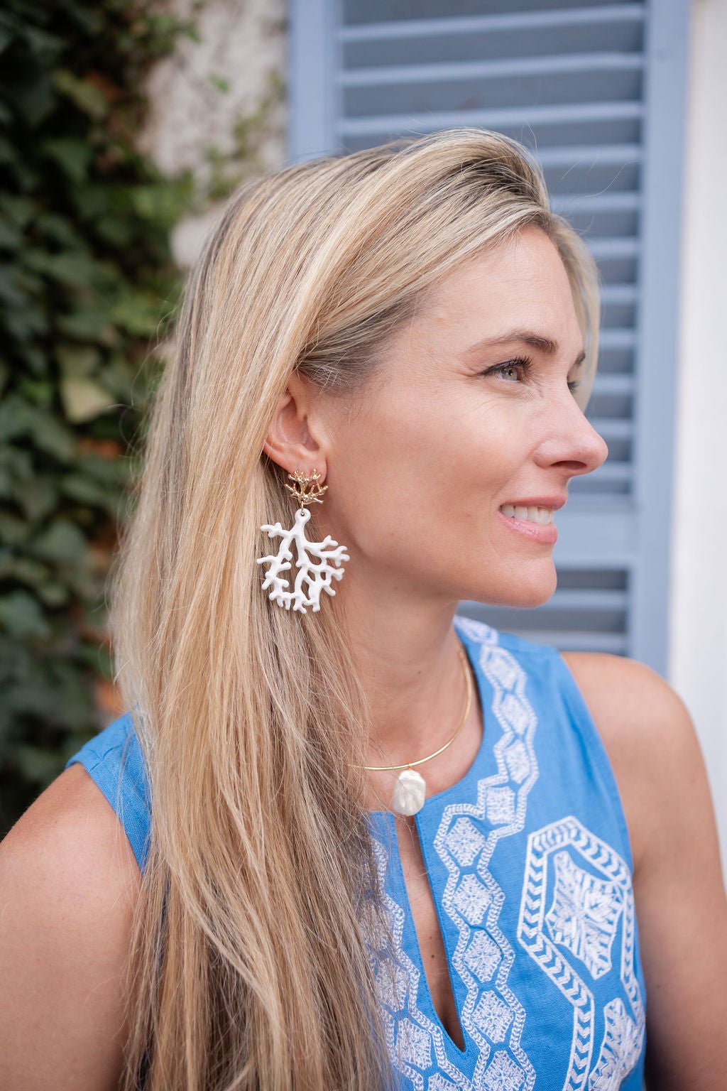Tula - Coral Acrylic Earring