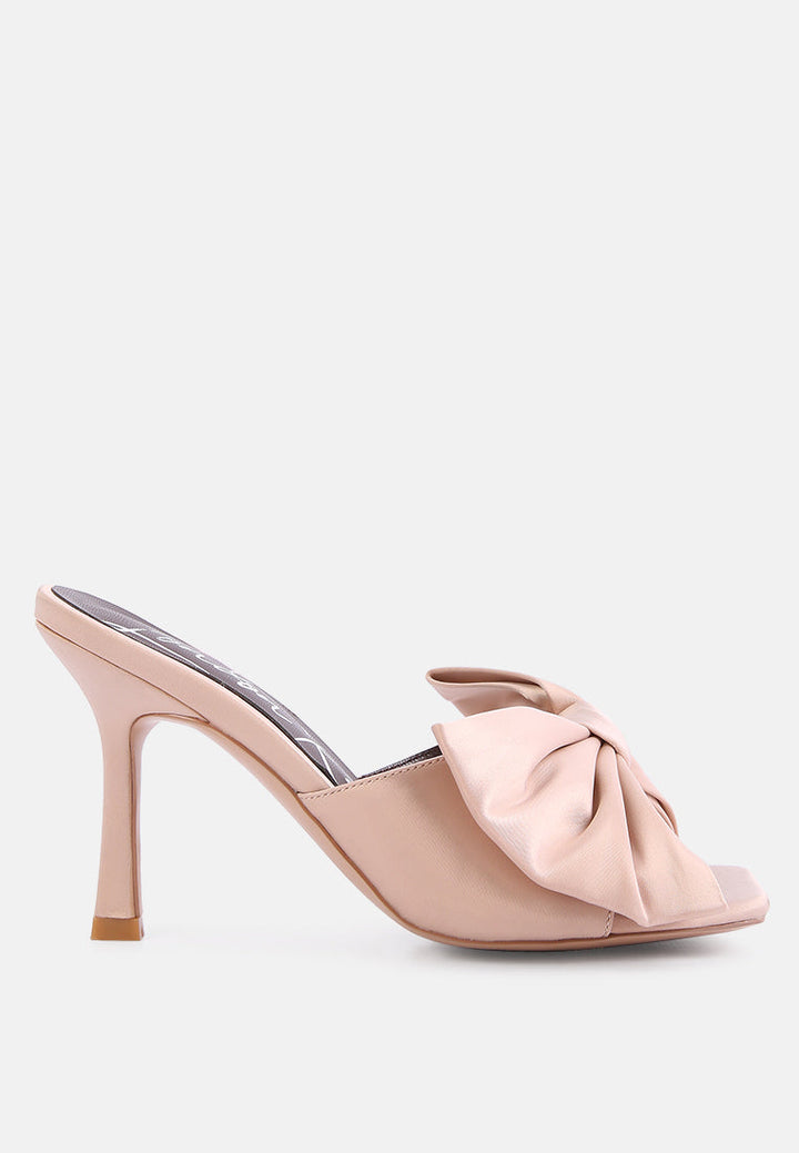 wonderbuz spool heel bow slider heels by London Rag