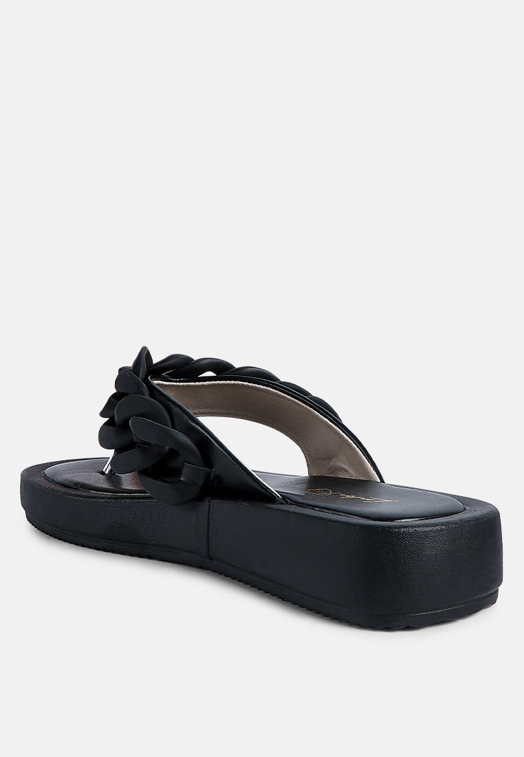 zing link chain thong flats by London Rag