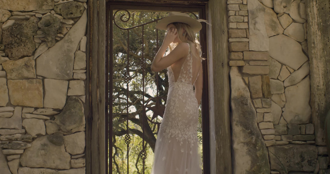 Willowby by Watters Bride 'Aliyah' Gown Size 10