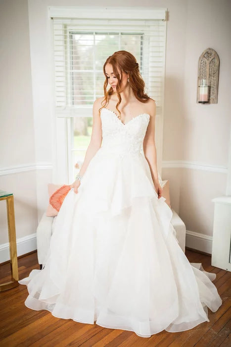 Organza Ruffled Ball Gown By Justin Alexander/Sweetheart Style 1123 Size 14