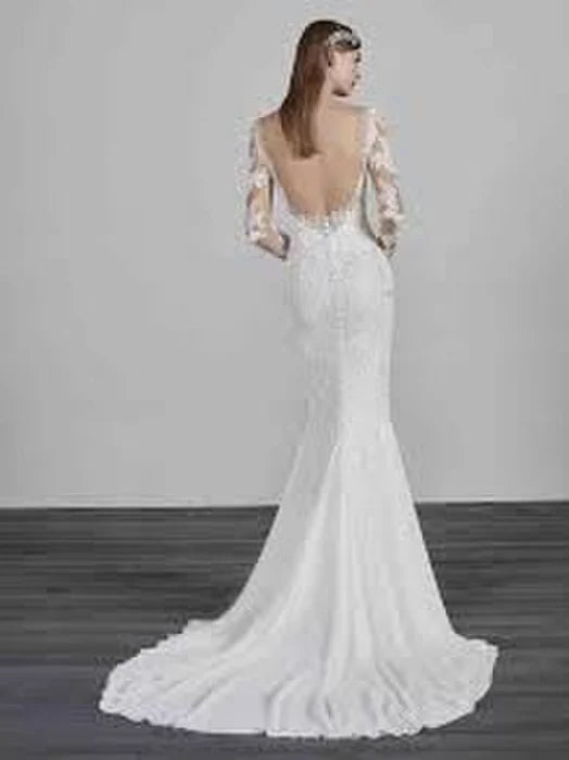 Pronovias Wedding Dress Style 'Esperanza' Size 12