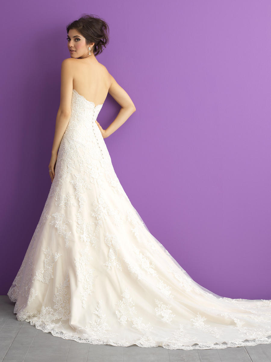 Allure Bridals Gown Style 3012 Size 20