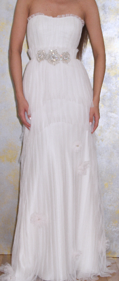 Cocoe Voci Design 'Anemone' Gown Size 6 (Street Size 2)