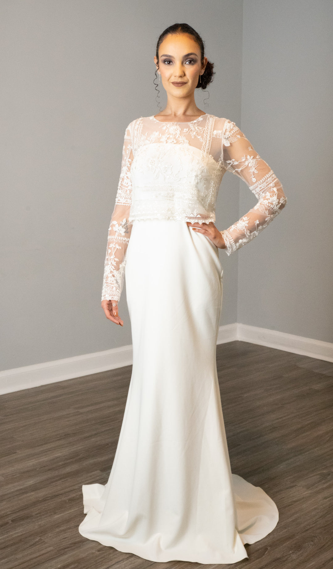 Carmen Marc Valvo Gown Style C90047 Size 4 Carmen Marc Valvo Gown Style C90047 Size 4