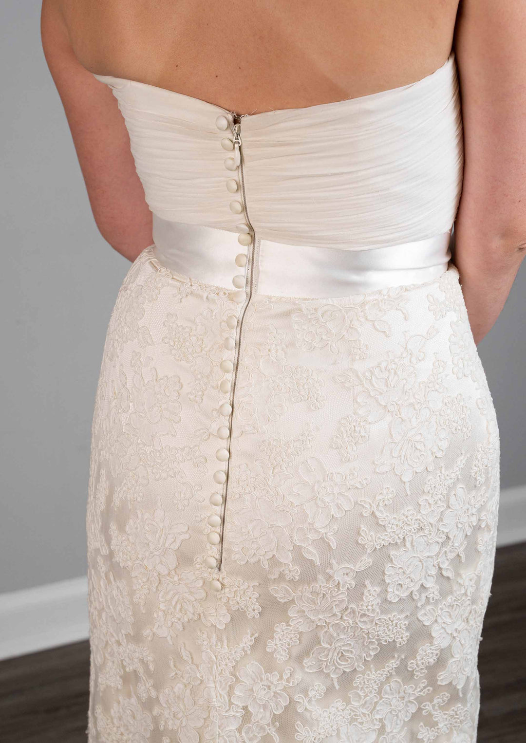 Modern Trousseau Chiffon & Lace Gown Size 12