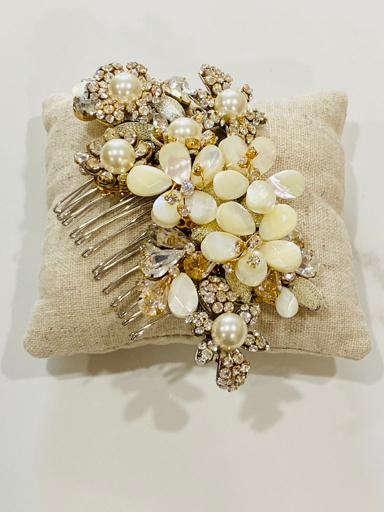 Erin Cole Designs Mother of Pearl Flower Hair Comb, Bridal, Formal, NWT California Wedding Day Spring/Summer 2025 by IRON DIAMOND  main image 4