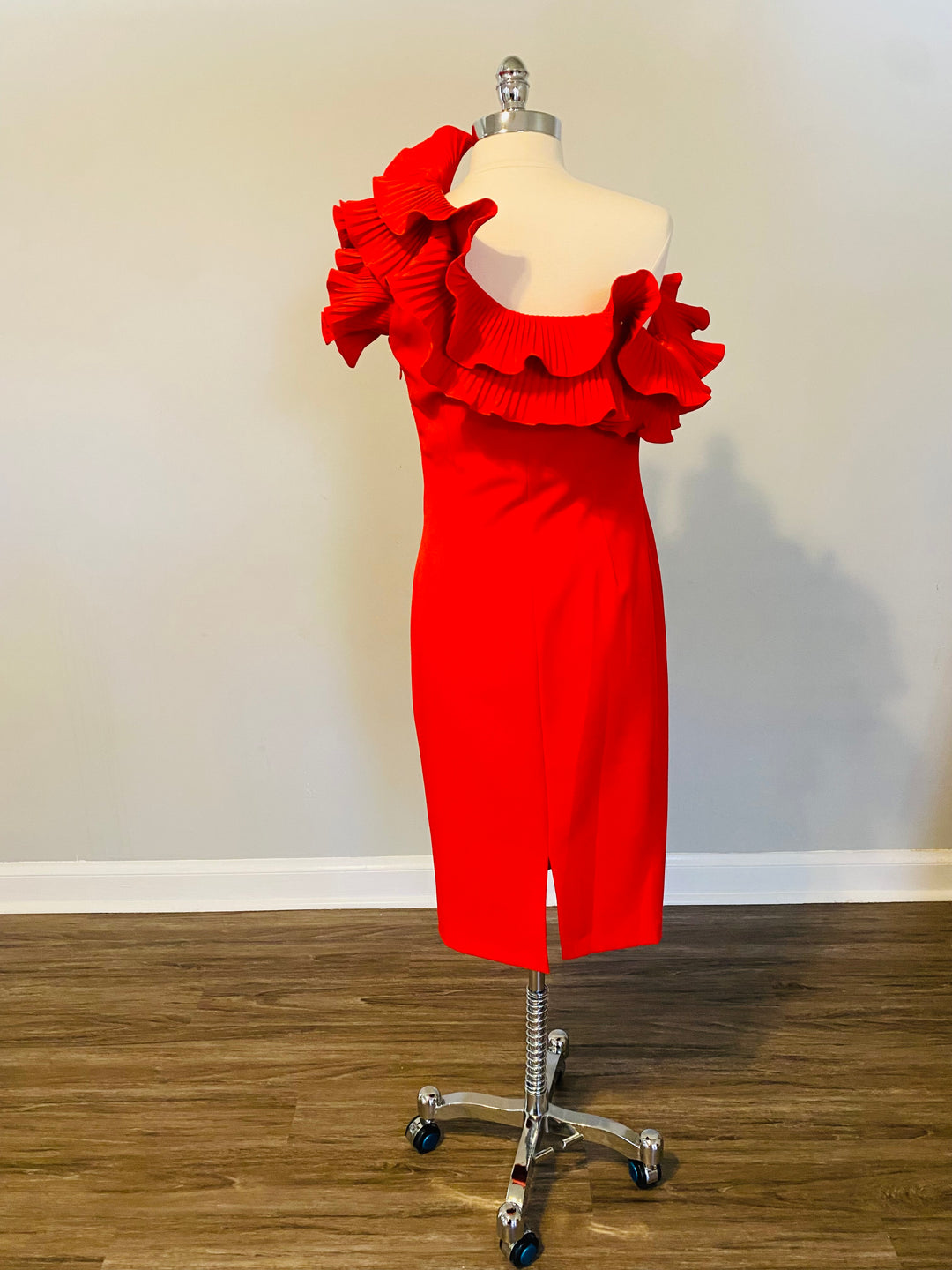 Alberto Makali One Shoulder Cocktail Dress (Available in Red)