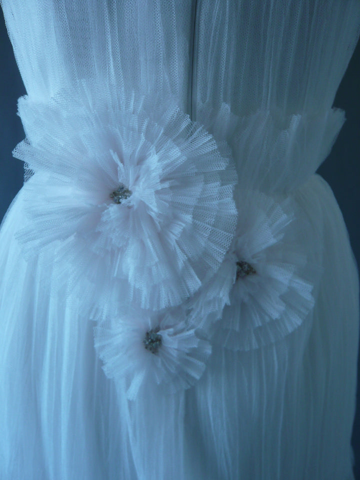 Cocoe Voci Design 'Anemone' Gown Size 6 (Street Size 2)