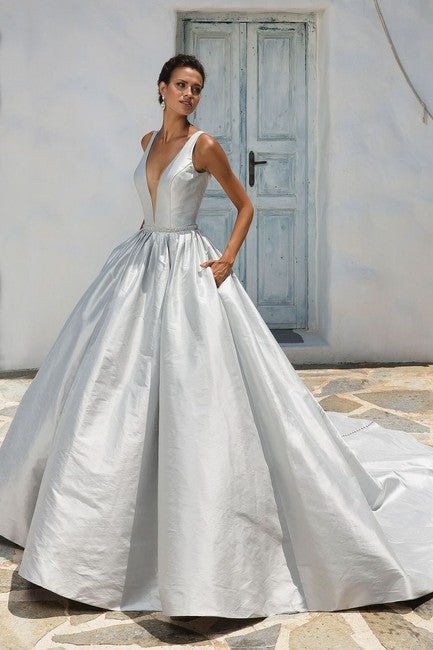 Justin Alexander Gown Style 8970 Size 10